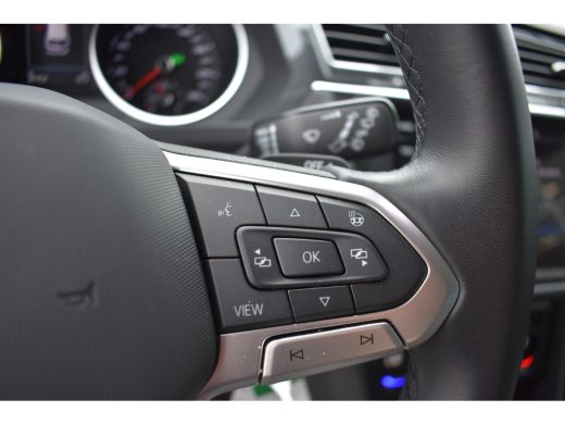 Volkswagen Tiguan 1.5 TSI 150PK DSG-7 Life + | TREKHAAK | CAMERA | NAVI BY APP | STOELVERW. ActivLease financial lease