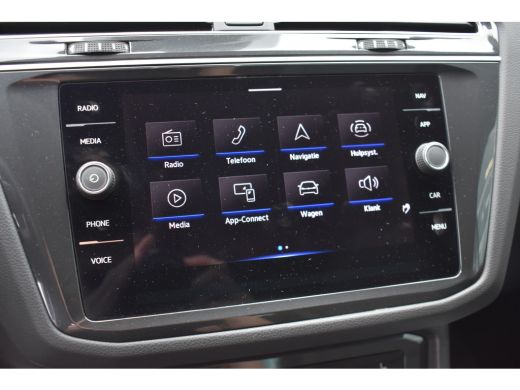 Volkswagen Tiguan 1.5 TSI 150PK DSG-7 Life + | TREKHAAK | CAMERA | NAVI BY APP | STOELVERW. ActivLease financial lease