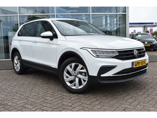 Volkswagen Tiguan 1.5 TSI 150PK DSG-7 Life + | TREKHAAK | CAMERA | NAVI BY APP | STOELVERW. ActivLease financial lease