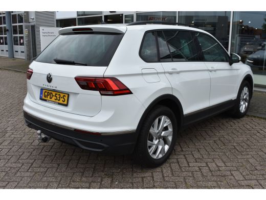 Volkswagen Tiguan 1.5 TSI 150PK DSG-7 Life + | TREKHAAK | CAMERA | NAVI BY APP | STOELVERW. ActivLease financial lease