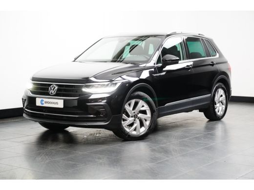Volkswagen Tiguan 1.5 TSI Life Appconnect, Trekhaak (1800KG), Stoel+Stuurwielverwarming, 18''LMV' Volkswagen Tiguan 1.5 TSI Life Appconnect, Trekhaak (1800KG), Stoel+Stuurwielverwarming, 18''LMV'