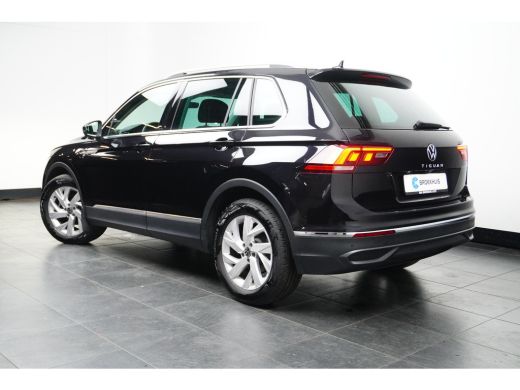 Volkswagen Tiguan 1.5 TSI Life Appconnect, Trekhaak (1800KG), Stoel+Stuurwielverwarming, 18''LMV' ActivLease financial lease
