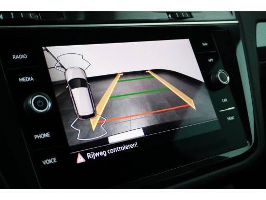 Volkswagen Tiguan 1.5 TSI Life Appconnect, Trekhaak (1800KG), Stoel+Stuurwielverwarming, 18''LMV' ActivLease financial lease