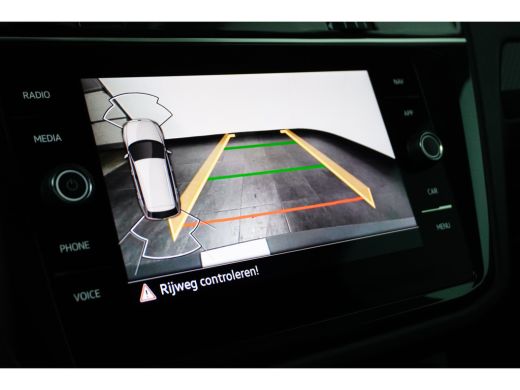 Volkswagen Tiguan 2.0 TSI 190PK DSG-7 4Motion | TREKHAAK | NAVIGATIE | CAMERA | AUTO A. KLEP ActivLease financial lease