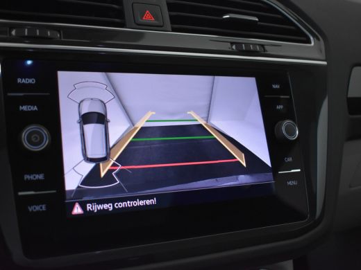 Volkswagen Tiguan Elegance 1.4TSI Hybrid 245pk | Adaptief cruise control | Navigatie | Panorama dak | Leder bekledi... ActivLease financial lease