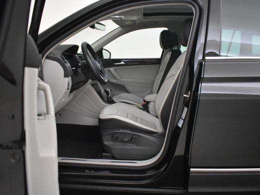 Volkswagen Tiguan Elegance 1.4TSI Hybrid 245pk | Adaptief cruise control | Navigatie | Panorama dak | Leder bekledi... ActivLease financial lease