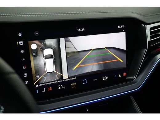 Volkswagen Touareg 3.0 TSi eHybrid 462PK 4MOTION R | LUCHTVERING | TREKHAAK | PANORAMADAK | 360 CAMERA | NACHTZICHT ... ActivLease financial lease