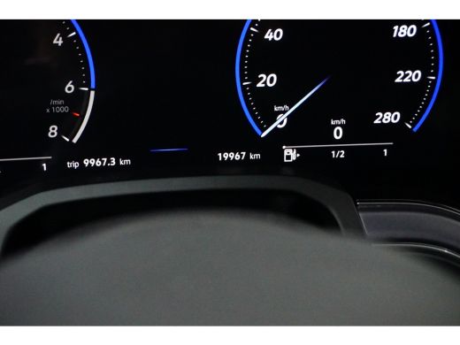 Volkswagen Touareg 3.0 TSi eHybrid 462PK 4MOTION R | LUCHTVERING | TREKHAAK | PANORAMADAK | 360 CAMERA | NACHTZICHT ... ActivLease financial lease