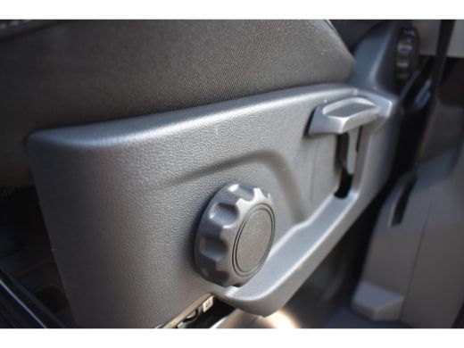 Volkswagen Transporter 2.0 TDI L2H1 DSG-8 30 Style | NIEUWE TYPE | TREKHAAK | CAMERA | NAVIGATIE ActivLease financial lease