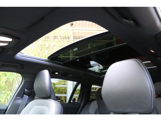 Volvo  V60 2.0 T6 Plug-in hybrid AWD Plus Dark | Panoramadak | Adaptive Cruise | Memory seats | Stuur/stoelv... ActivLease financial lease