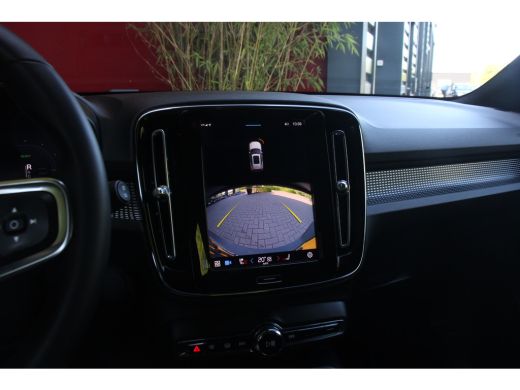 Volvo  XC40 Recharge Plus | Adaptive Cruise | Camera | Stuur/stoelverwarming ActivLease financial lease