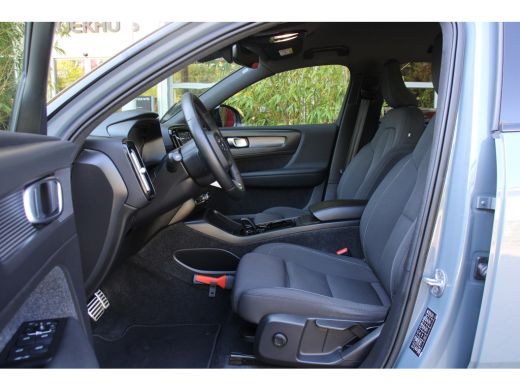 Volvo  XC40 Recharge Plus | Adaptive Cruise | Camera | Stuur/stoelverwarming ActivLease financial lease