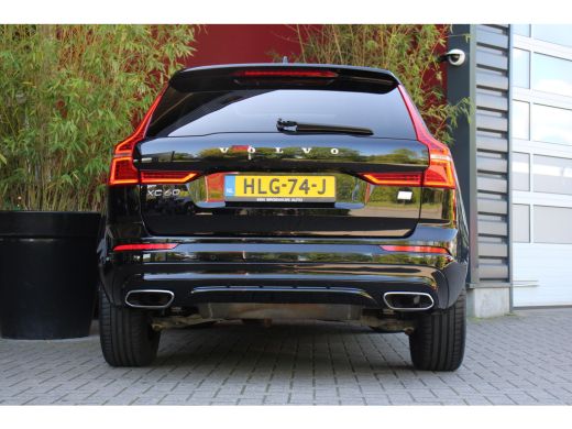 Volvo  XC60 2.0 Recharge T8 AWD R-Design | Panoramadak | Adaptive Cruise | BLIS | Stuur/stoelverwarming ActivLease financial lease