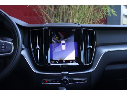 Volvo  XC60 2.0 Recharge T8 AWD R-Design | Panoramadak | Adaptive Cruise | BLIS | Stuur/stoelverwarming ActivLease financial lease