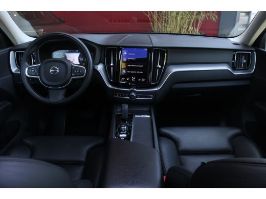 Volvo  XC60 2.0 Recharge T8 AWD R-Design | Panoramadak | Adaptive Cruise | BLIS | Stuur/stoelverwarming ActivLease financial lease