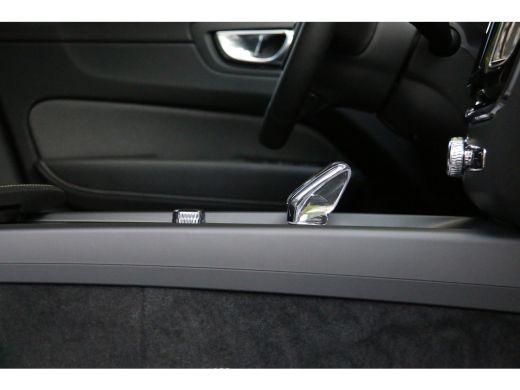 Volvo  XC60 2.0 T8 AWD Polestar Engineered | Bower&Wilkins | Trekhaak | 360 Camera | Panoramadak | Memory ActivLease financial lease