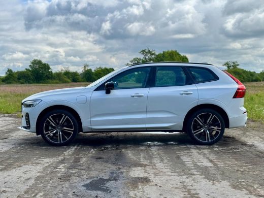 Volvo  XC60 T6 AWD Ultimate Dark | Head-Up Display | Stoel & stuurwielverwarming | Achterbankverwarming | Ada... ActivLease financial lease