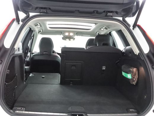 Volvo  XC60 T6 AWD Ultimate Dark | Head-Up Display | Stoel & stuurwielverwarming | Achterbankverwarming | Ada... ActivLease financial lease