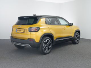 Jeep Avenger Summit 54 kWh | Achteruitrijcamera | Apple Carplay/Android Auto|telefoonintegratie premium | Crui...