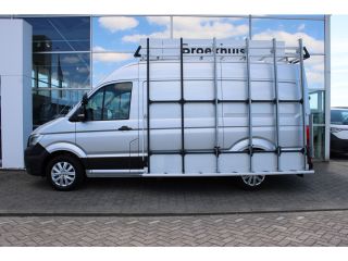 Volkswagen Crafter | Exclusive | L3 | 2.0 TDI 141 PK | Automaat | Glasrasteel van den Born | Trekhaak | Betonplex La...