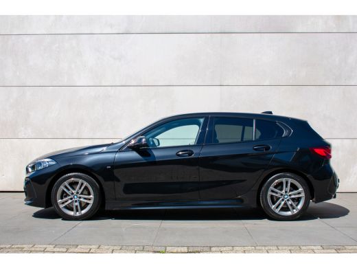 BMW 1-serie 118i High Executive Edition -M-sport-17''-Dab-Trekhaak- ActivLease financial lease