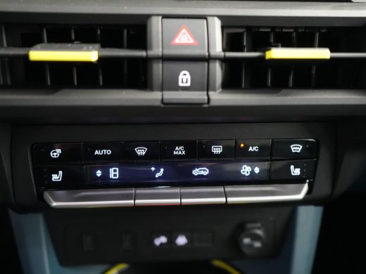 Fiat Grande Panda La Prima 7.4 kW 44 kWh | Cruise Control | Stoel + Stuurverwarming | Navi | Camera | Carplay | 17'... ActivLease financial lease