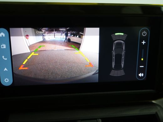 Fiat Panda La Prima 7.4 kW 44 kWh | Cruise Control | Stoel + Stuurverwarming | Navi | Camera | Carplay | 17'... ActivLease financial lease