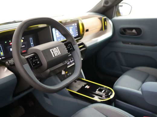 Fiat Panda La Prima 7.4 kW 44 kWh | Cruise Control | Stoel + Stuurverwarming | Navi | Camera | Carplay | 17'... ActivLease financial lease