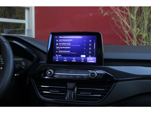 Ford Kuga 2.5 PHEV ST-Line X | B&O | Panoramadak | Head-up | Adaptive Cruise | BLIS | Camera ActivLease financial lease