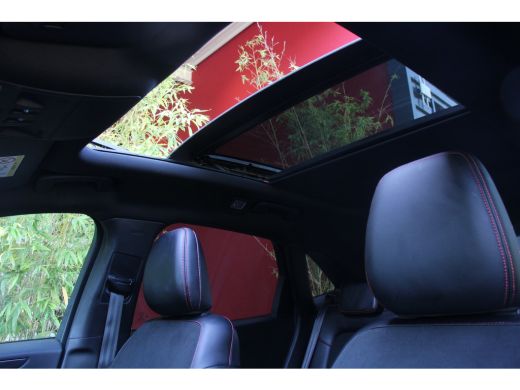 Ford Kuga 2.5 PHEV ST-Line X | B&O | Panoramadak | Head-up | Adaptive Cruise | BLIS | Camera ActivLease financial lease