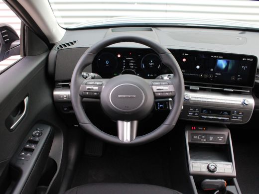 Hyundai KONA Electric Comfort Smart 65.4 kWh | Cruise control adaptief met Stop&Go en stuurhulp | Dodehoekdetectie met ... ActivLease financial lease