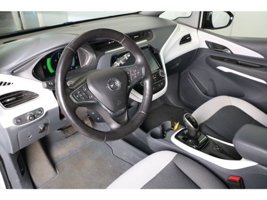 Opel Ampera-E Business executive 60 kWh 204 | Camera | Voorstoelen verwarmd | Stuur verw. | Xenon | Parkeerseno... ActivLease financial lease
