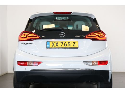 Opel Ampera-E Business executive 60 kWh 204 | Camera | Voorstoelen verwarmd | Stuur verw. | Xenon | Parkeerseno... ActivLease financial lease