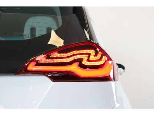 Opel Ampera-E Business executive 60 kWh 204 | Camera | Voorstoelen verwarmd | Stuur verw. | Xenon | Parkeerseno... ActivLease financial lease