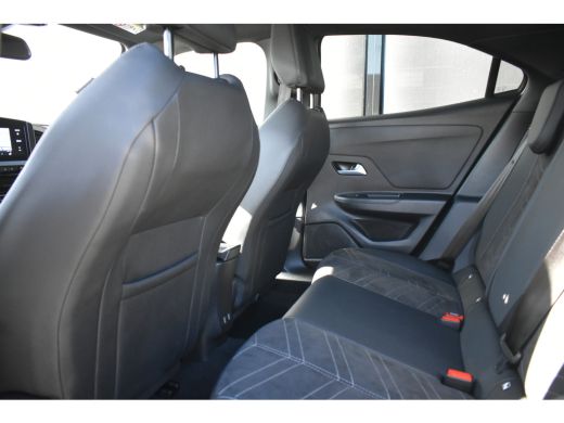Opel Mokka 1.2 Turbo Hybrid GS 136pk Automaat | Navigatie | Massage | Alcantara | Achteruitrijcamera | Clima... ActivLease financial lease