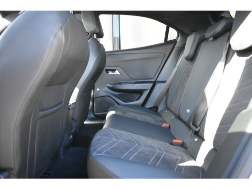 Opel Mokka 1.2 Turbo Hybrid GS 136pk Automaat | Navigatie | Massage | Alcantara | Achteruitrijcamera | Clima... ActivLease financial lease