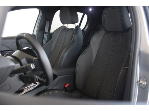 Peugeot 208 1.2 Turbo 100-PK GT | CAMERA V+A | DODE HOEK DETECTIE | ADAPTIVE CRUISE | KEYLESS ENTRY/START | ActivLease financial lease