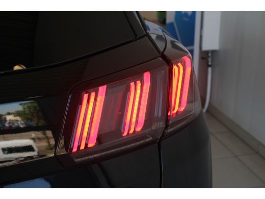Peugeot 3008 1.2 Turbo 130-PK EAT8 GT BLACK PACK AFNEEMBARE TREKHAAK | STOELVERWARMING | ADAPTIVE CRUISE | KEY... ActivLease financial lease