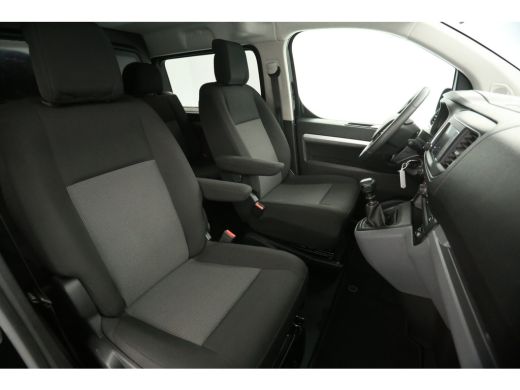 Peugeot Expert 2.0 BlueHDI L3H1 145PK Dubbele Cabine Airco Camera Carplay Cruise 5 Pers Navi PDC Trekhaak ActivLease financial lease