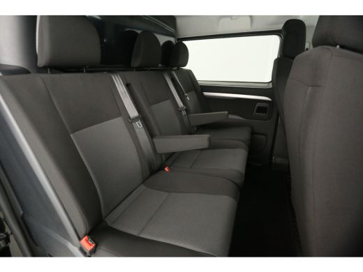 Peugeot Expert 2.0 BlueHDI L3H1 145PK Dubbele Cabine Airco Camera Carplay Cruise 5 Pers Navi PDC Trekhaak ActivLease financial lease