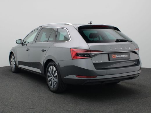 Skoda Superb Combi 1.4 TSI iV Business Edition 218PK DSG Matrix led, adaptive cruise, standkachel, Stoelverwar... ActivLease financial lease