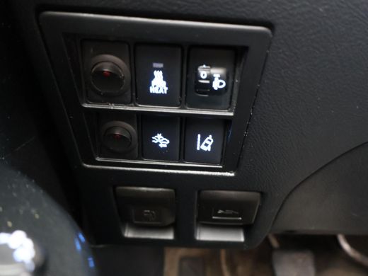 Toyota Hilux 2.4 D-4D-F 150 PK 4X4 XTRA CAB PROFESSIONAL EURO 6 + LEDER | AIRCO | CRUISE | TREKHAAK ActivLease financial lease