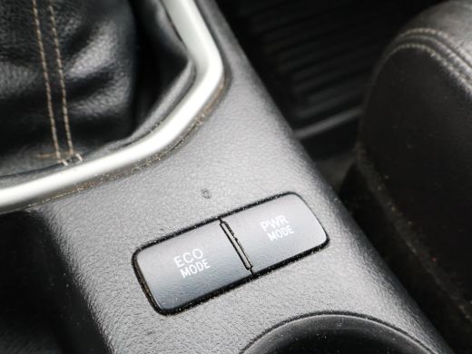 Toyota Hilux 2.4 D-4D-F 150 PK 4X4 XTRA CAB PROFESSIONAL EURO 6 + LEDER | AIRCO | CRUISE | TREKHAAK ActivLease financial lease