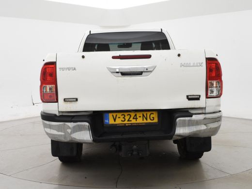 Toyota Hilux 2.4 D-4D-F 150 PK 4X4 XTRA CAB PROFESSIONAL EURO 6 + LEDER | AIRCO | CRUISE | TREKHAAK ActivLease financial lease