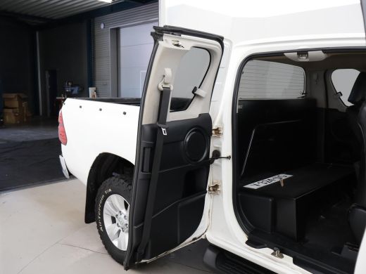 Toyota Hilux 2.4 D-4D-F 150 PK 4X4 XTRA CAB PROFESSIONAL EURO 6 + LEDER | AIRCO | CRUISE | TREKHAAK ActivLease financial lease