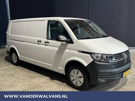 Volkswagen Transporter 2.0 TDI 150 pk L2H1 Euro6 # Airco | Trekhaak | Apple Carplay | Android Auto Parkeersensoren, Crui... ActivLease financial lease