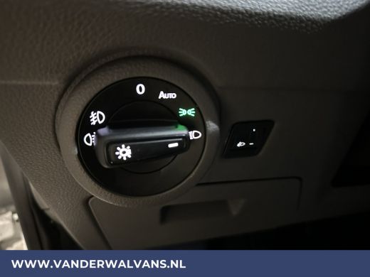 Volkswagen Transporter 2.0 TDI 150 pk L2H1 Euro6 # Airco | Trekhaak | Apple Carplay | Android Auto Parkeersensoren, Crui... ActivLease financial lease
