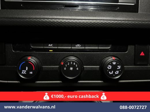 Volkswagen Transporter 2.0 TDI 150pk L2H1 Euro6 Airco | 2500kg Trekhaak | Apple Carplay | Android Auto Parkeersensoren, ... ActivLease financial lease