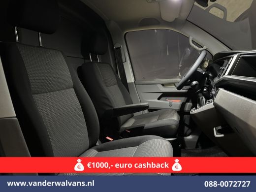 Volkswagen Transporter 2.0 TDI 150pk L2H1 Euro6 Airco | 2500kg Trekhaak | Apple Carplay | Android Auto Parkeersensoren, ... ActivLease financial lease