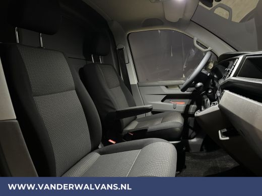 Volkswagen Transporter 2.0 TDI 150 pk L2H1 Euro6 # Airco | Trekhaak | Apple Carplay | Android Auto Parkeersensoren, Crui... ActivLease financial lease